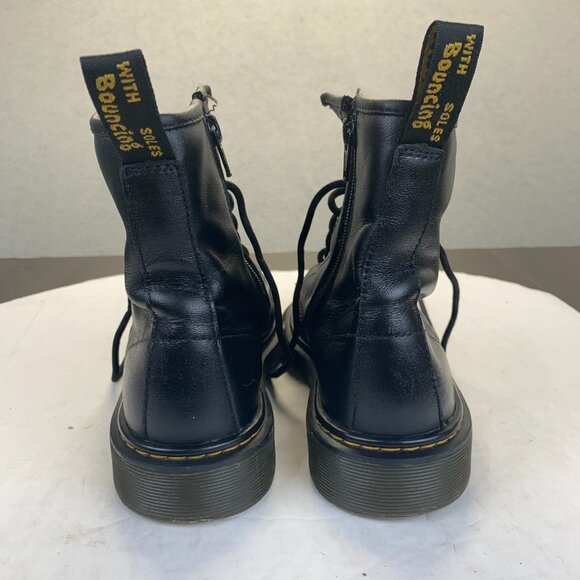 Dr. Martens Mens Short Boots Black Leather Stitch Hole Size US 5 /EUR 37 main image 11
